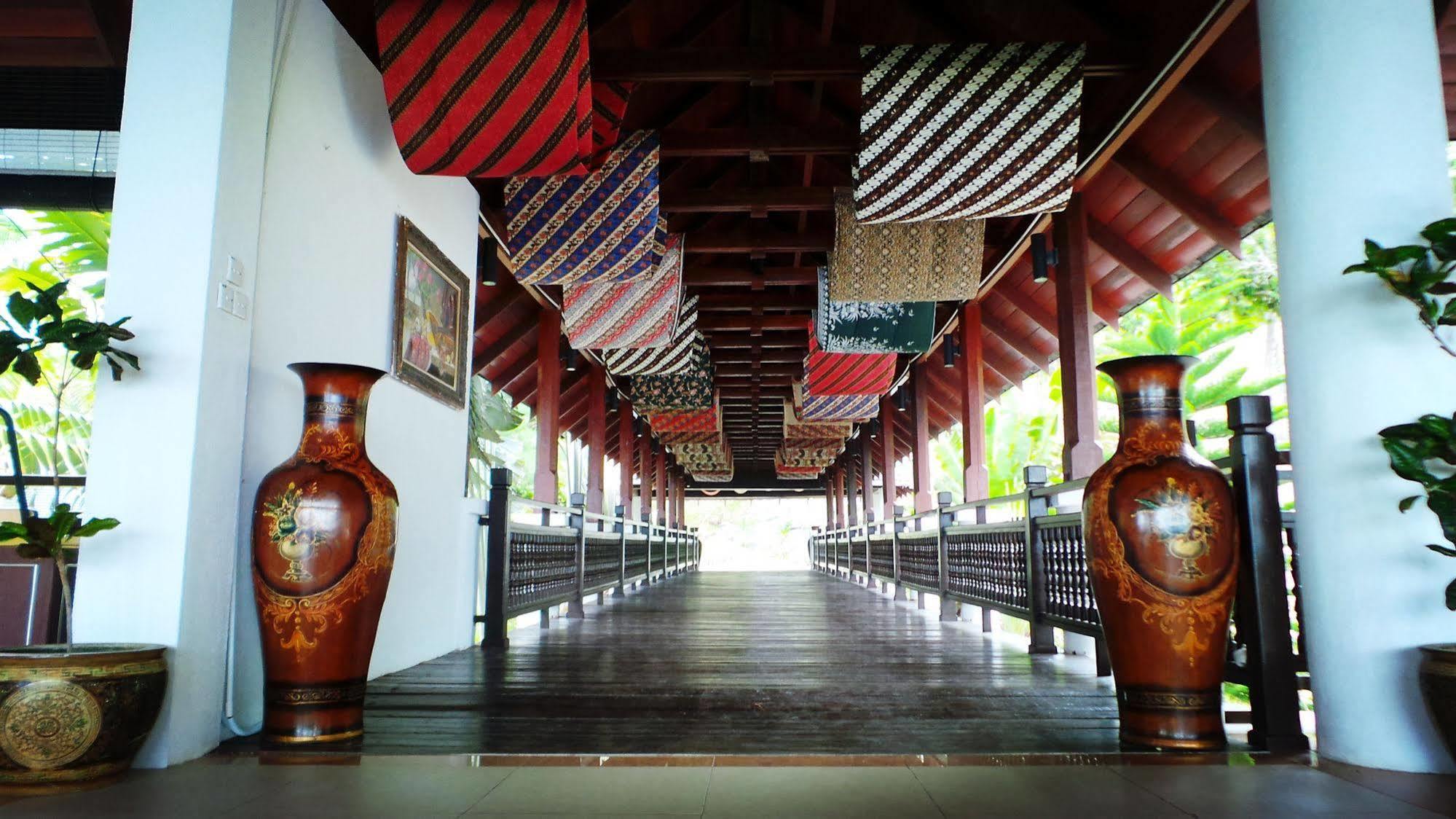 Sari Pacifica Resort & Spa, Sibu Island, Johor Pulau Sibu Kültér fotó