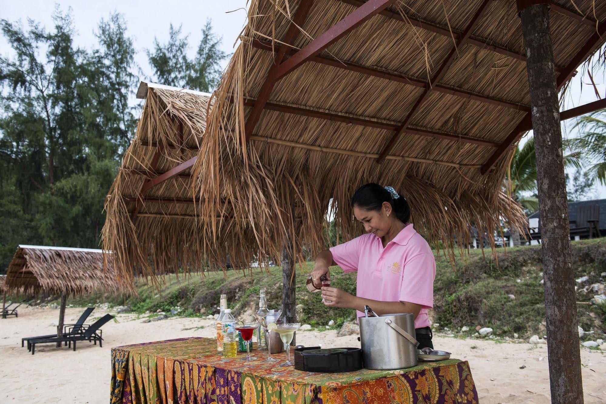 Sari Pacifica Resort & Spa, Sibu Island, Johor Pulau Sibu Kültér fotó